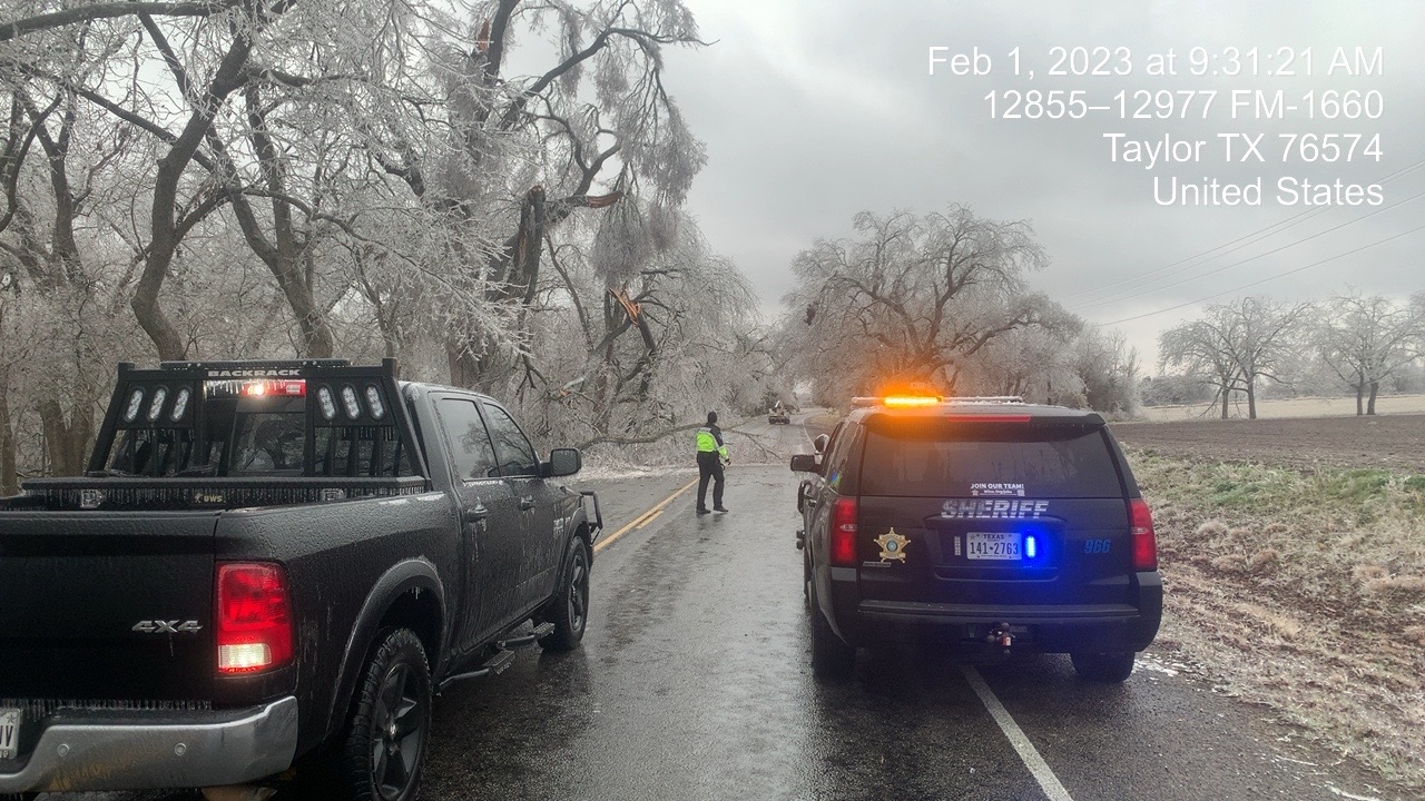 Winter Storm Mara - Travis & Williamson Counties, Texas - photo 1